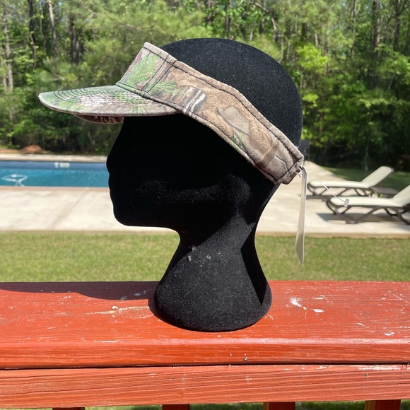 Duck commander pink embroidered visor. - Picture 2 of 5